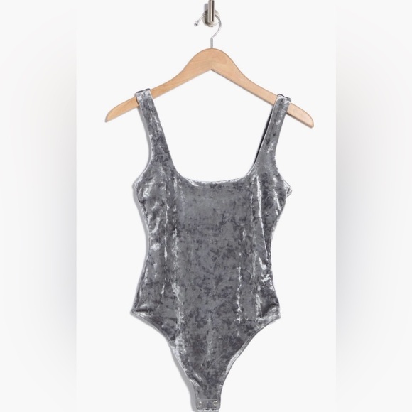 Good American Gray Crushed Velvet Tank Bodysuit - Picture 4 of 10